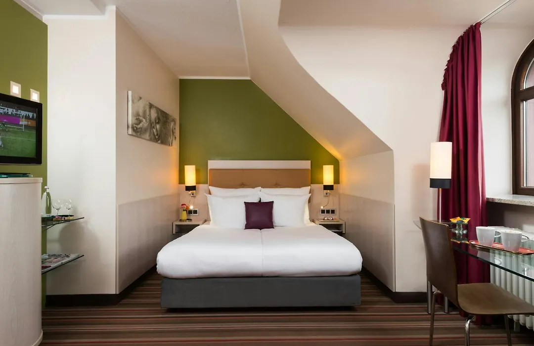 Leonardo Hotel & Residenz Muenchen-1